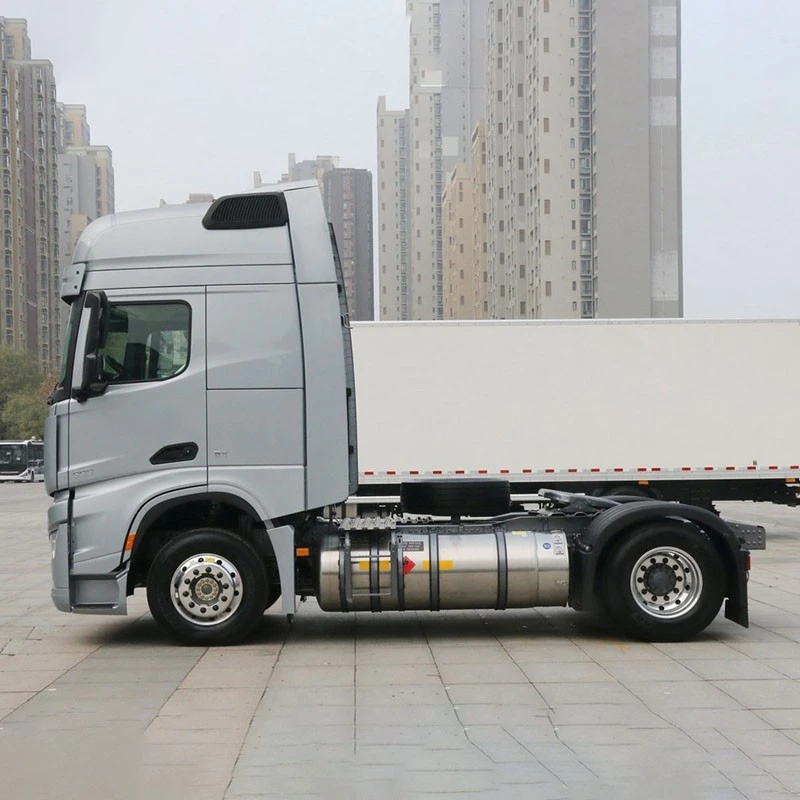 SHACMAN X6000 6X4 Tractor (2)